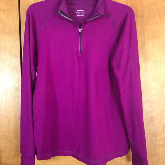 Reebok Tops - Reebok shirt